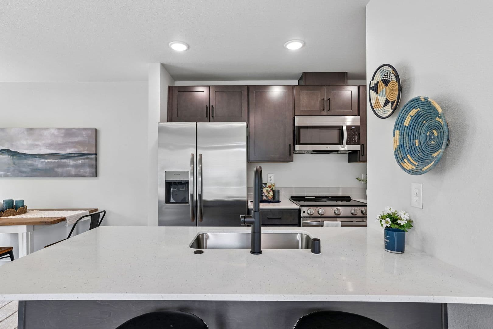 Vancouver Apartment: 6807 NE 15th
