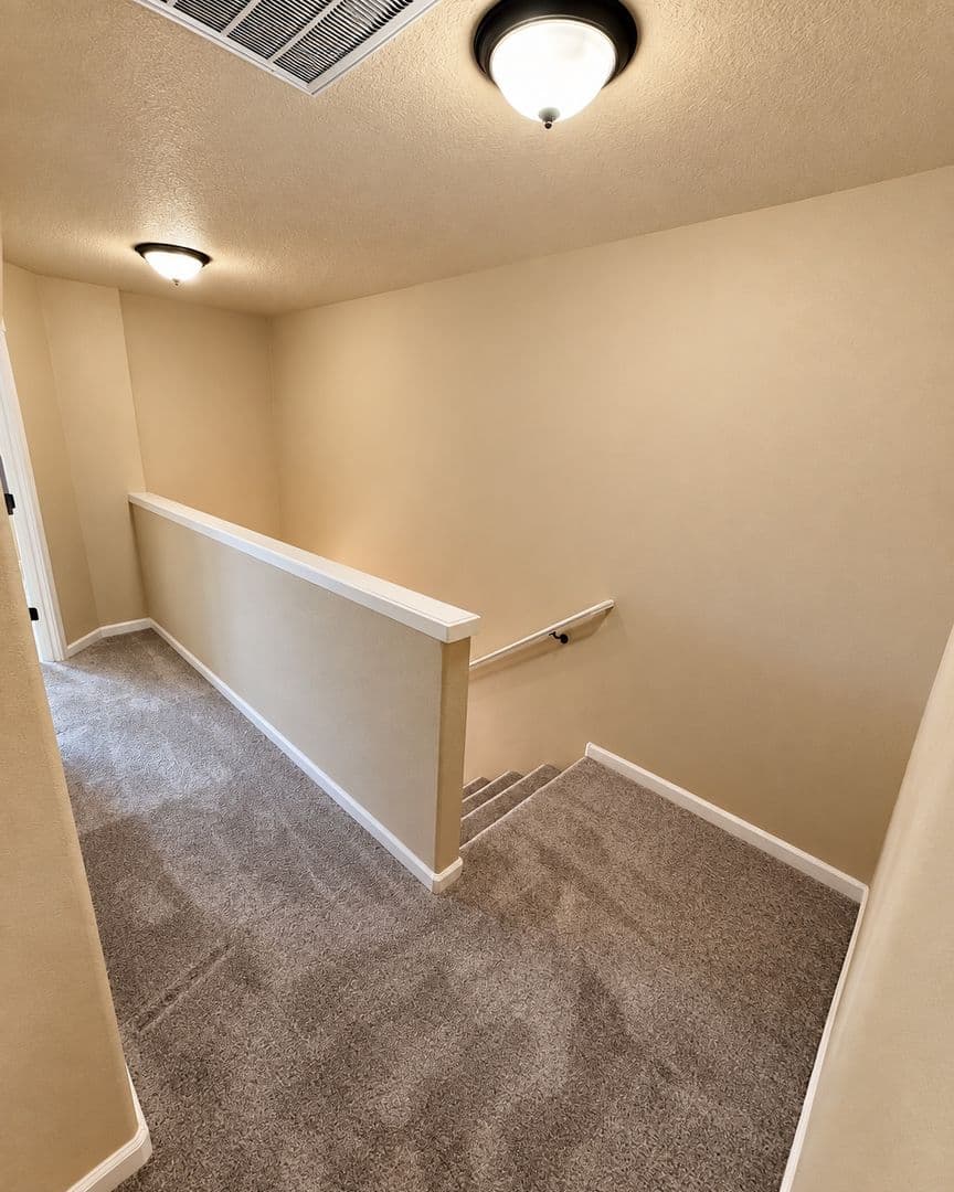 Vancouver Apartment: 9700-9816  NE 76th Way