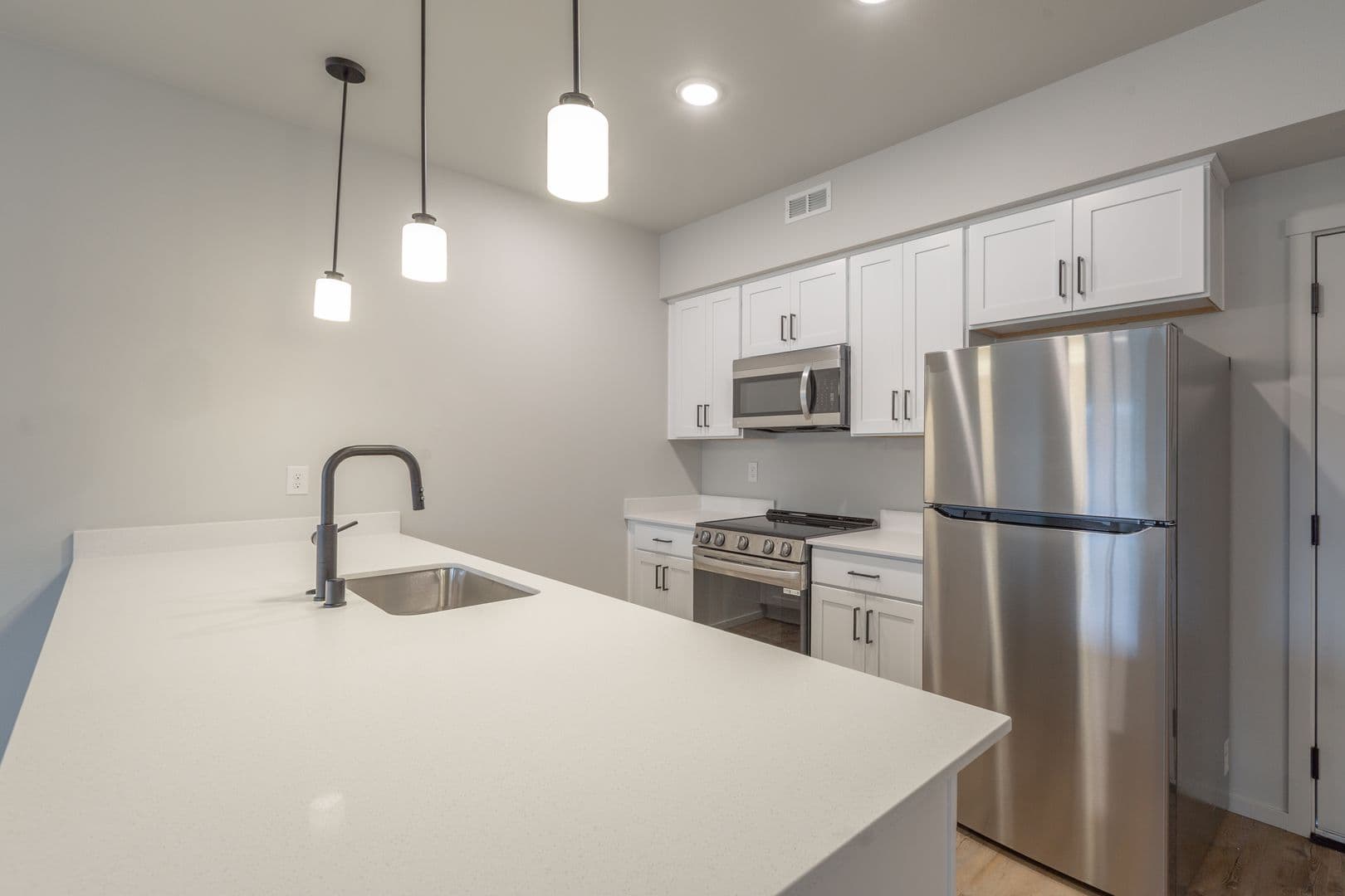 Vancouver Apartment: 4202 NE Morrow Rd.