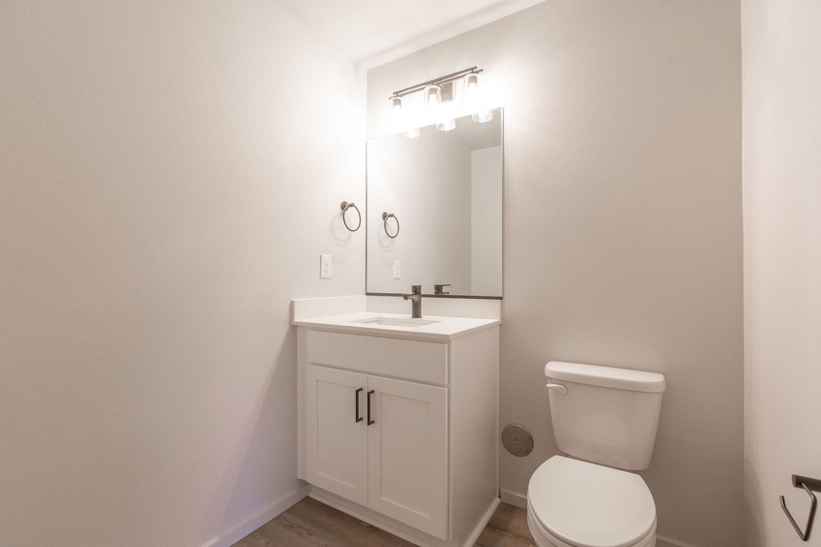 Vancouver Apartment: 4202 NE Morrow Rd.