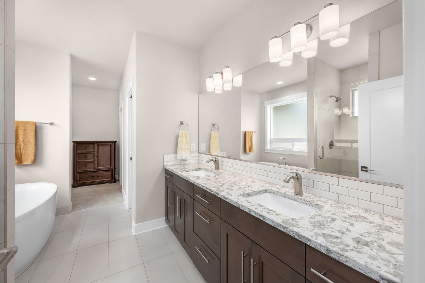 Camas House: 1776 NW Rolling Hills Dr