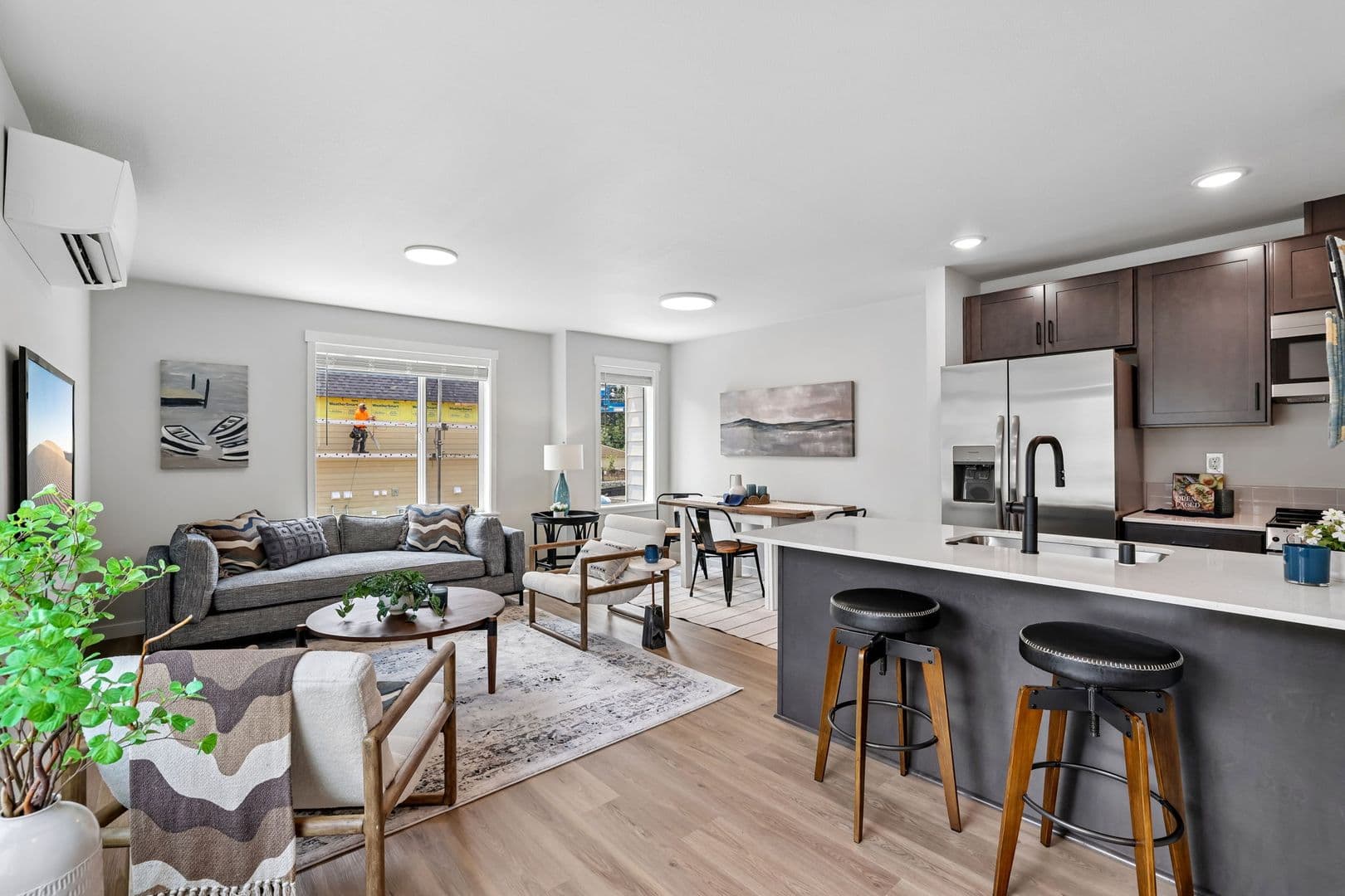 Vancouver Apartment: 6807 NE 15th