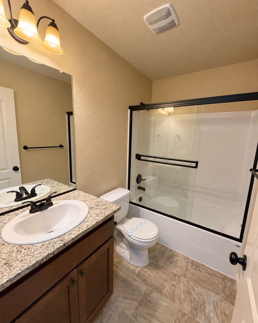 Vancouver Apartment: 9700-9816  NE 76th Way