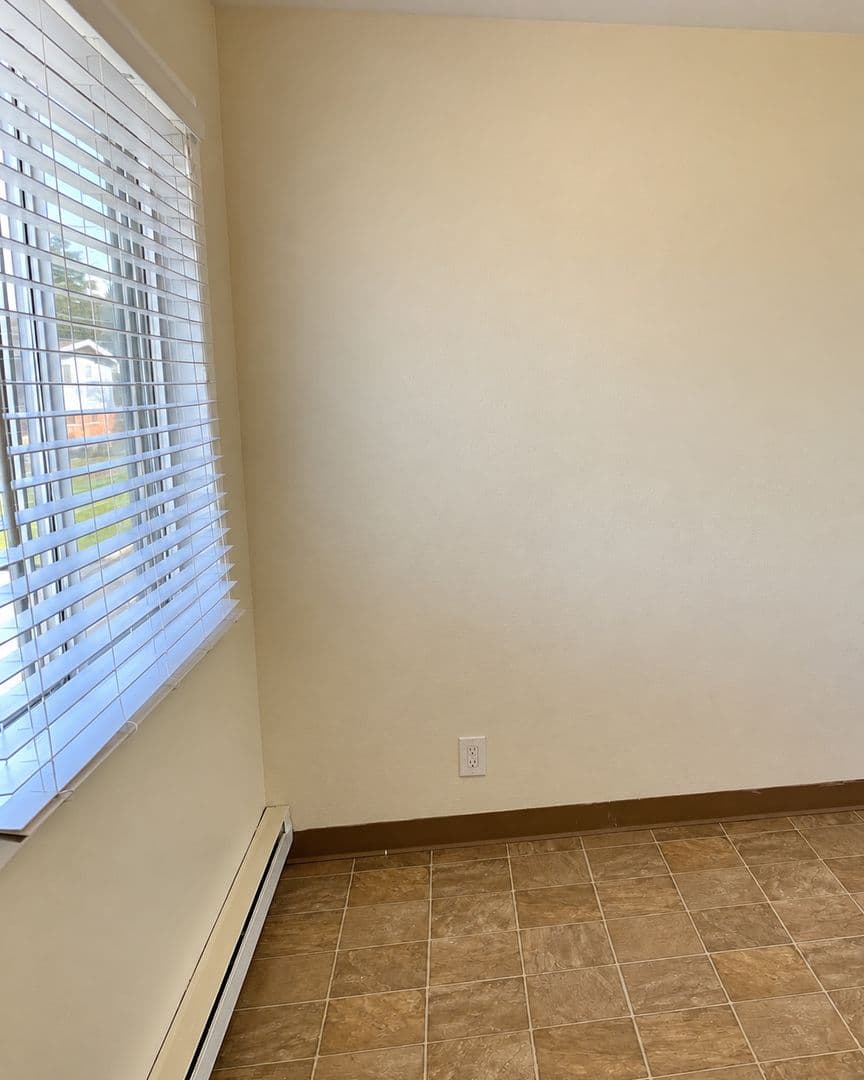 Vancouver Apartment: 2402-2452 E 8th Street