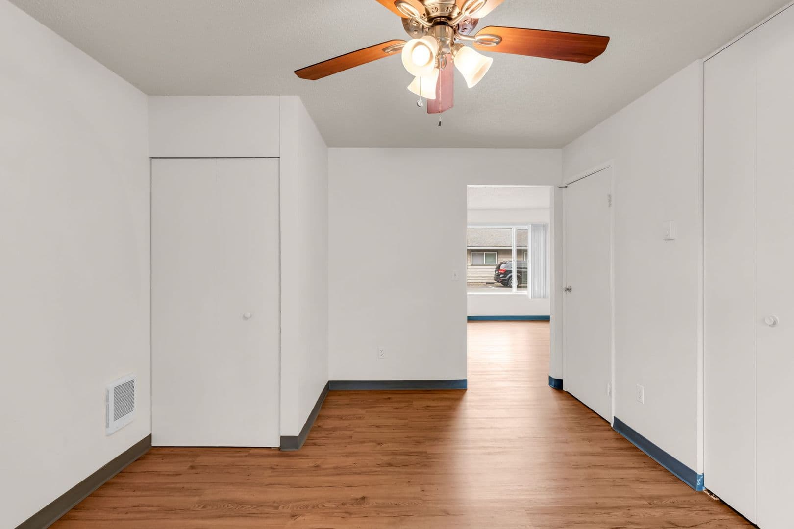 Gresham Apartment: 815 SE 223rd Ave