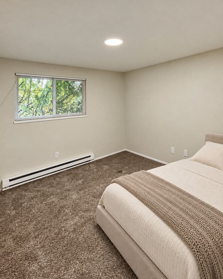 Vancouver Apartment: 1323 E Reserve Street