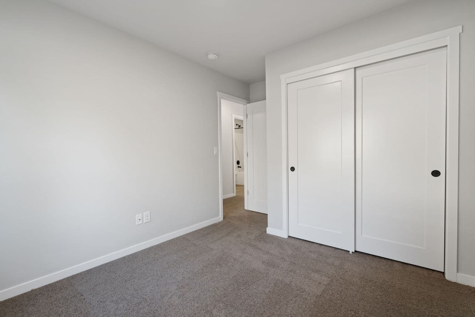 Vancouver Apartment: 3301-3318 NE 47th Ct