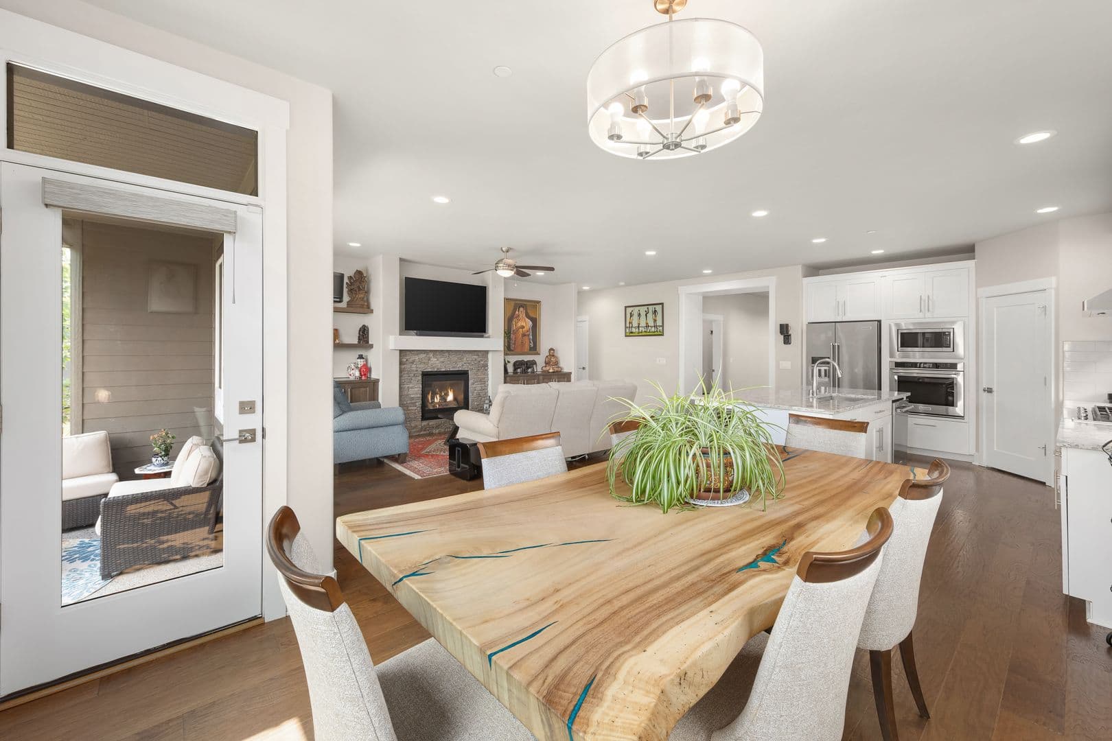 Camas House: 1776 NW Rolling Hills Dr