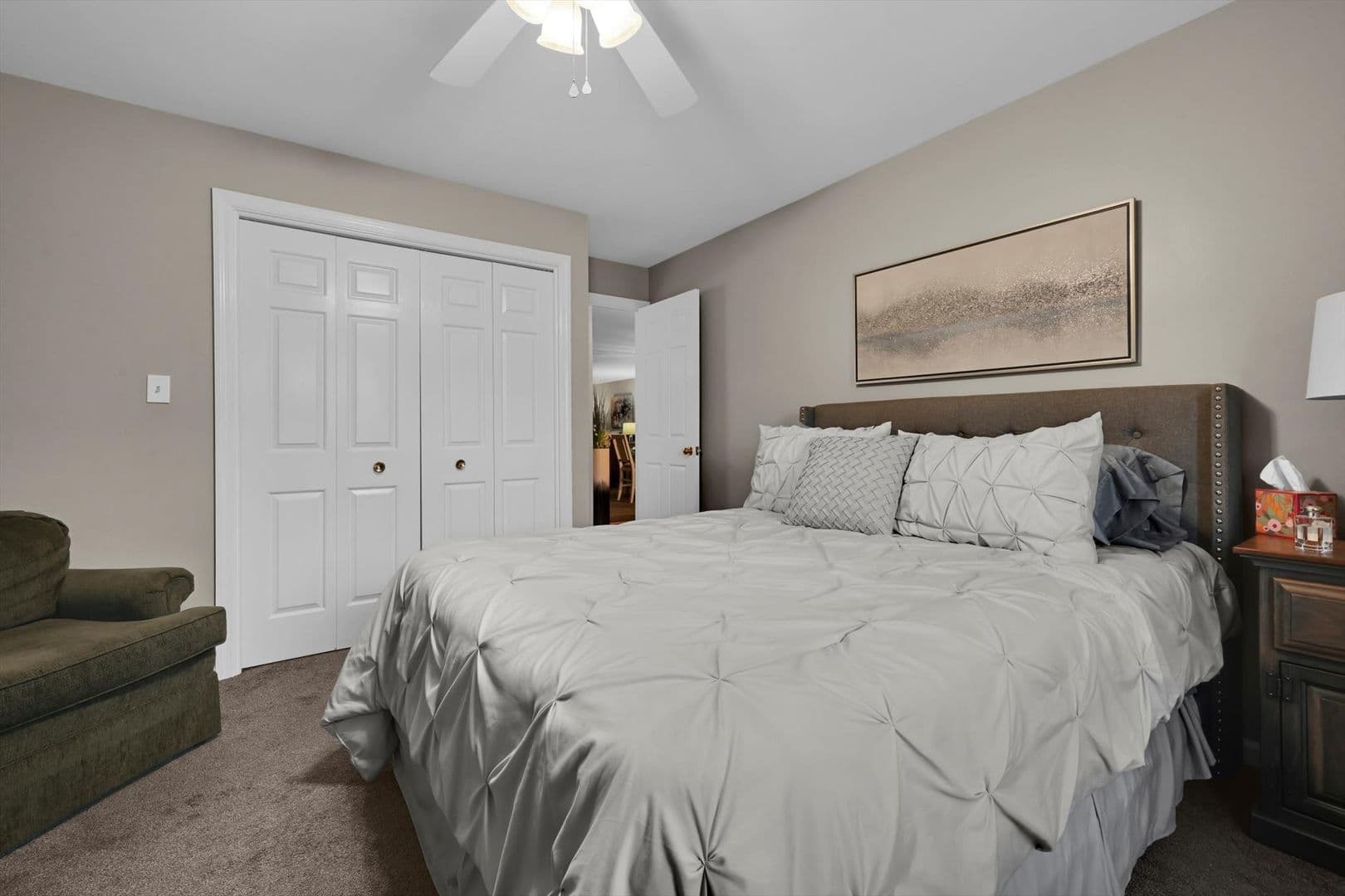 Lancaster House: 246 Black Oak Drive