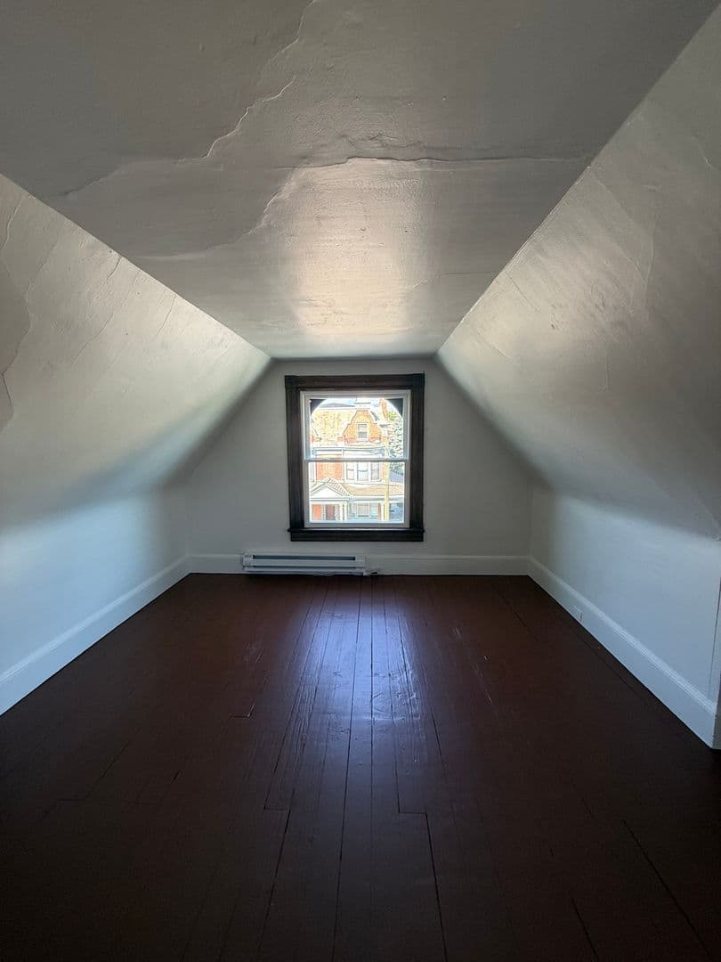 Lancaster Apartment: 538 W Orange St