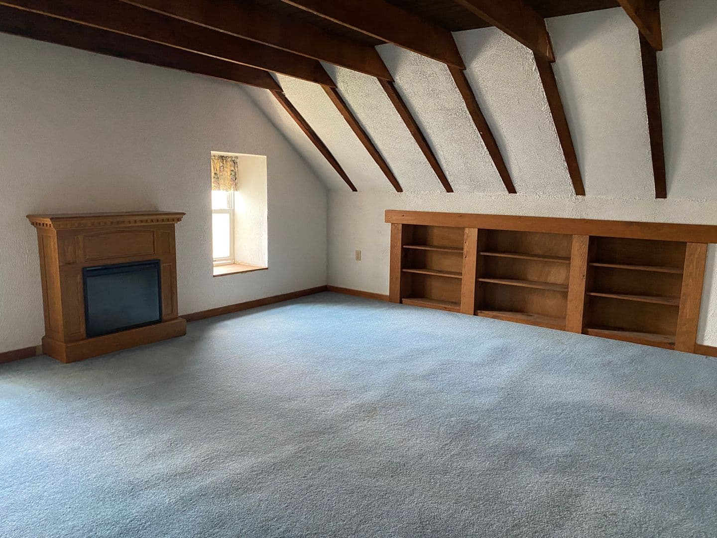 Lancaster House: 2115 Marietta Ave