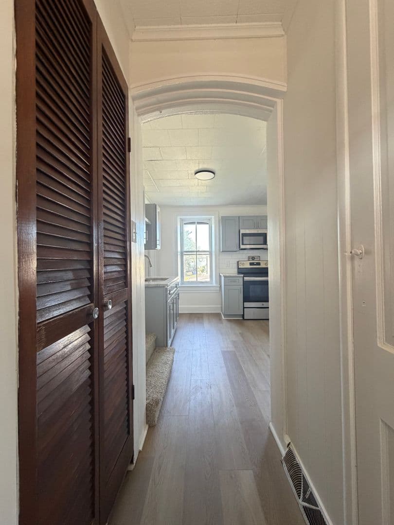 Millersville Apartment: 13 Manor Avenue