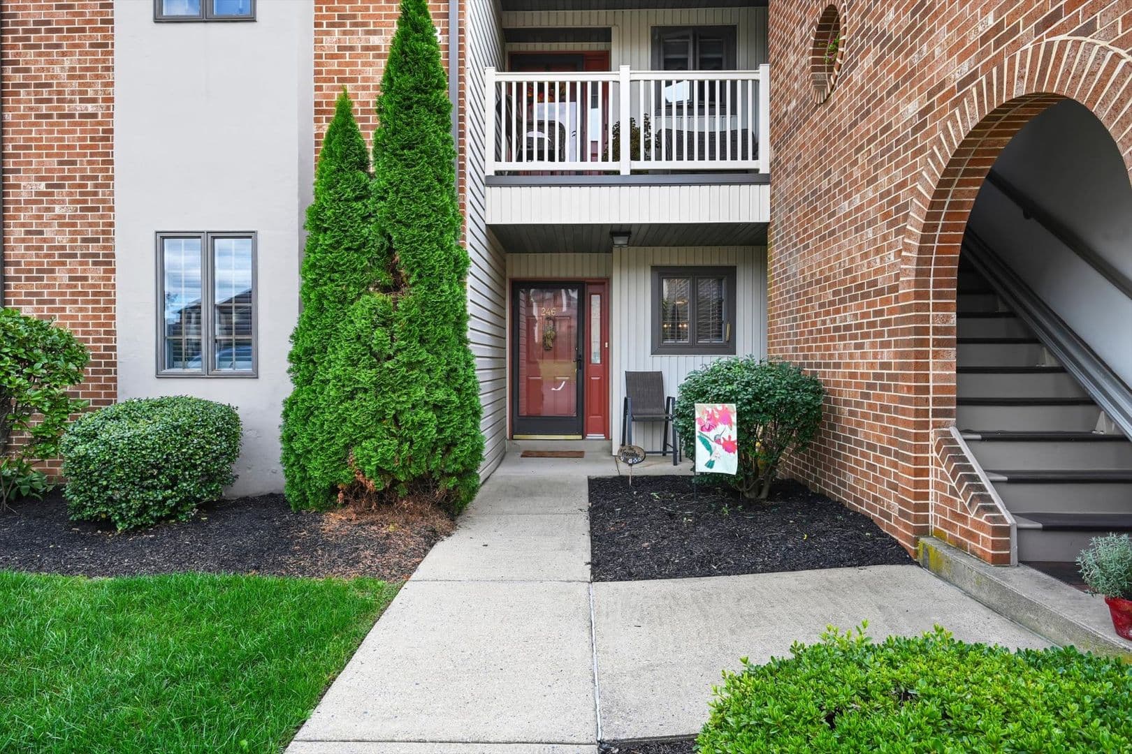 Lancaster House: 246 Black Oak Drive