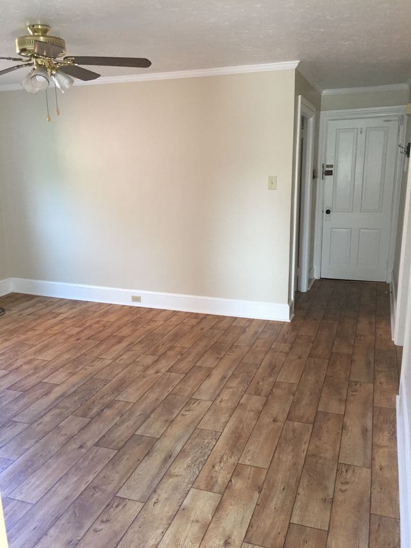 Lancaster Apartment: 138 East Chestnut Street
