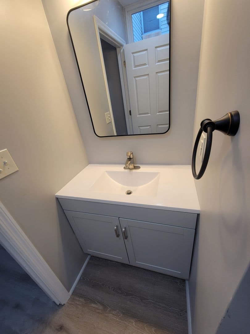 Elizabethtown Apartment: 17 S. Market St