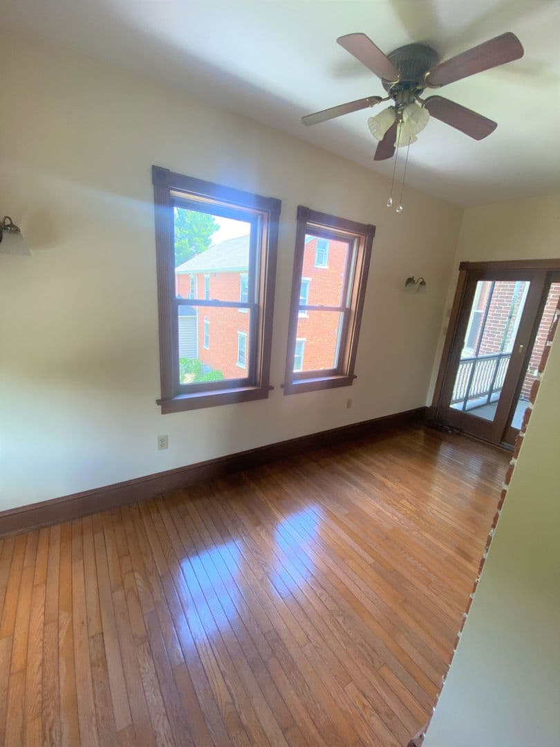 Lancaster House: 2115 Marietta Ave