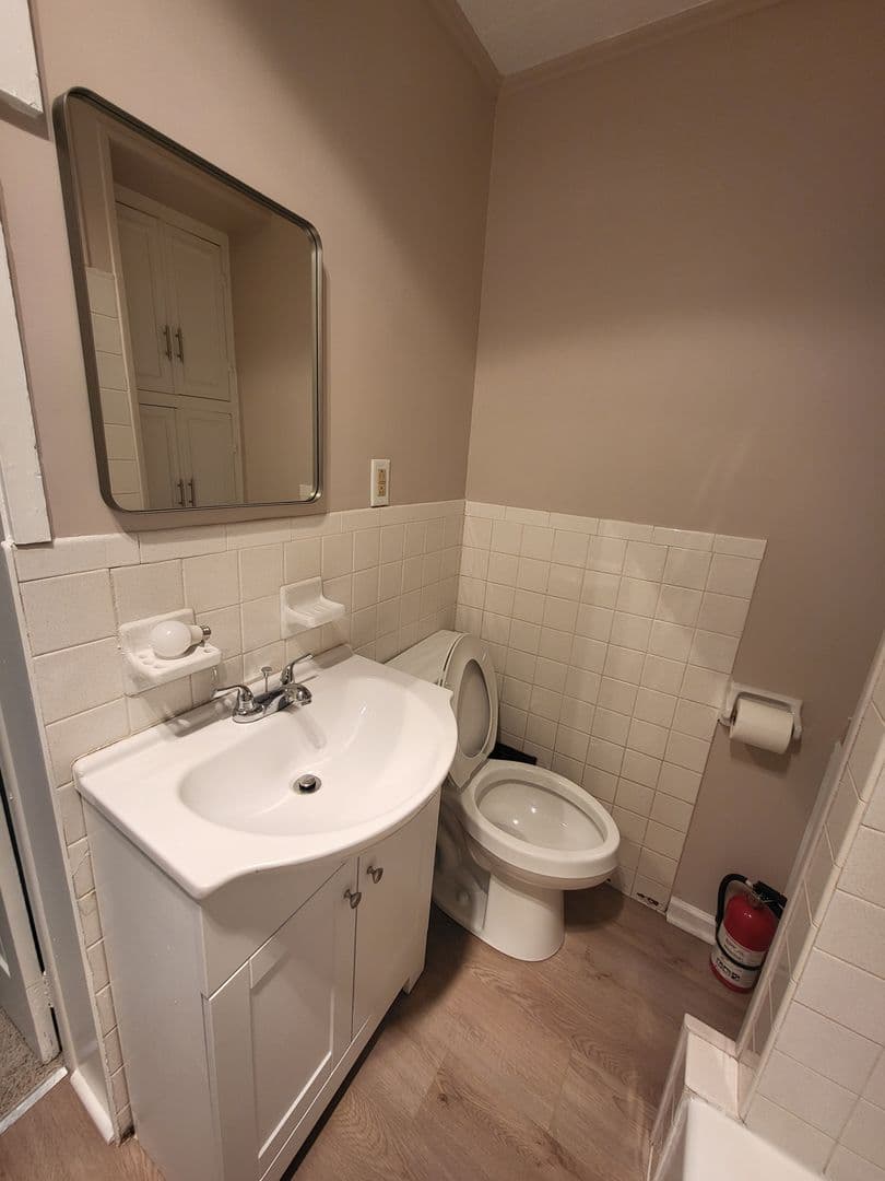 Millersville Apartment: 13 Manor Avenue