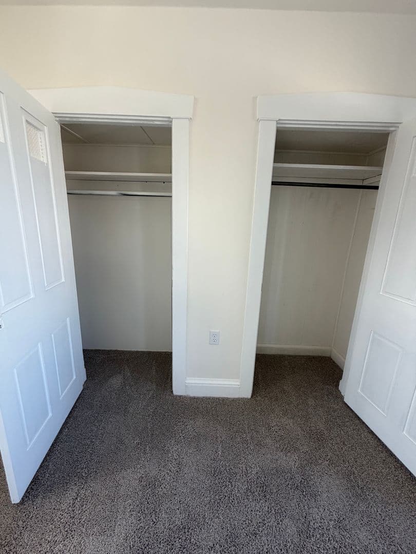 Millersville Apartment: 13 Manor Avenue