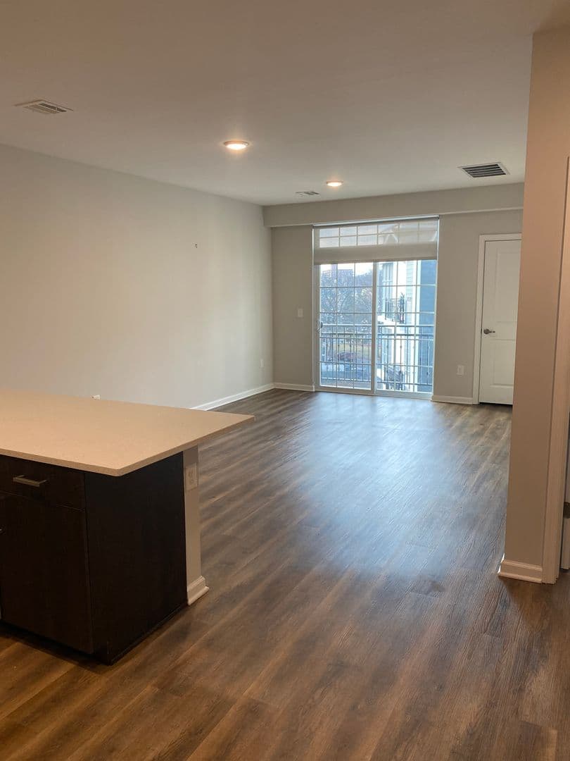 Elizabeth Apartment: 78 Murray Street