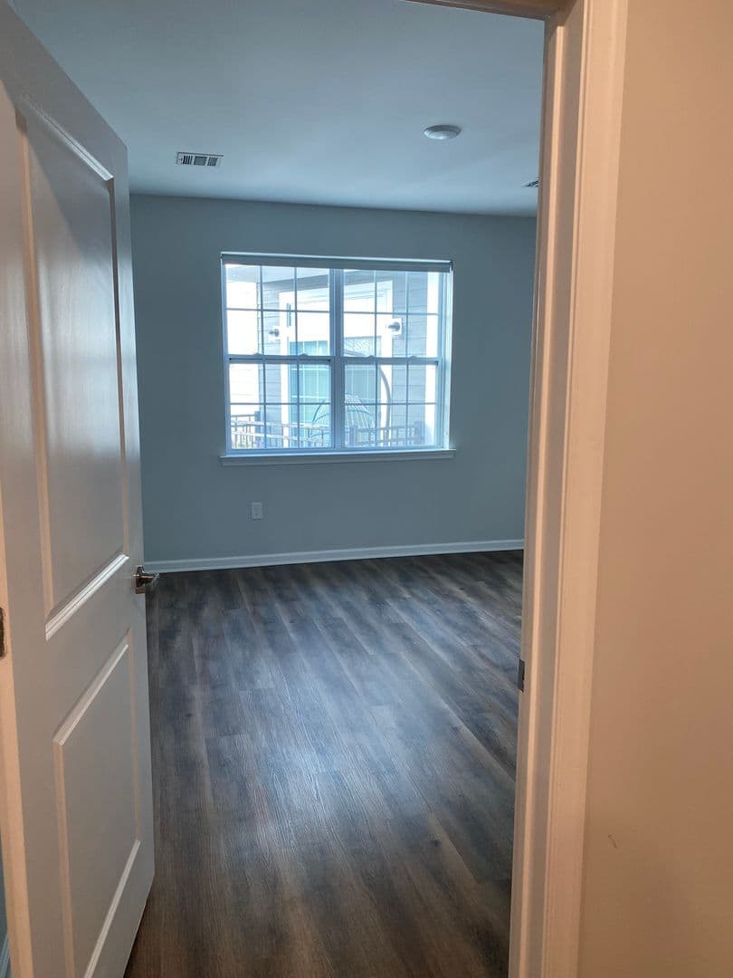 Elizabeth Apartment: 78 Murray Street