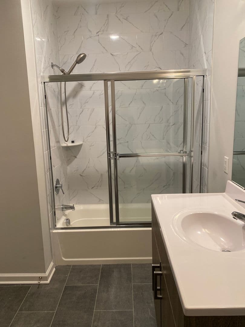 Elizabeth Apartment: 78 Murray Street