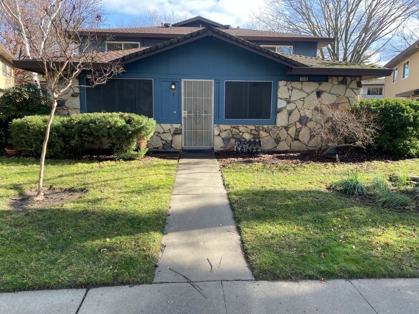 Davis House: 1712 Fremont Court #1