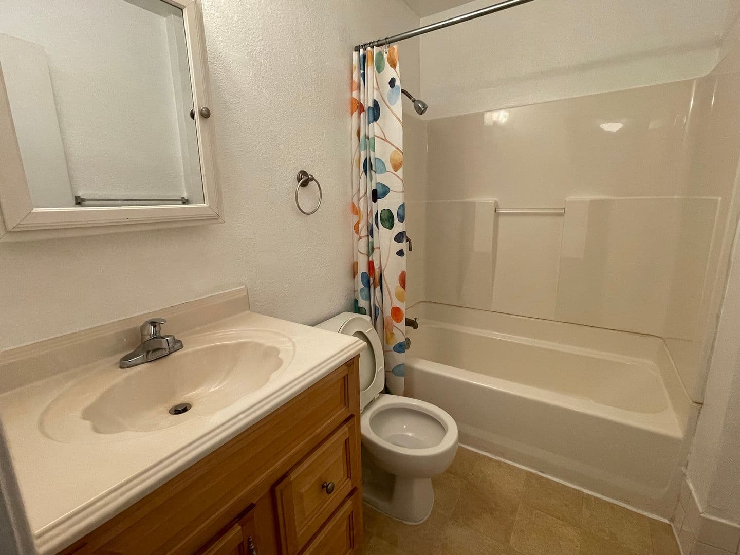 Davis Apartment: 625 Adams Street