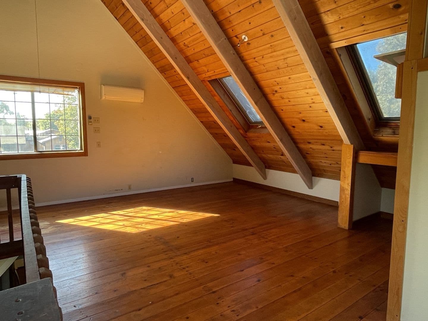 Woodland Apartment: 72 4th Street