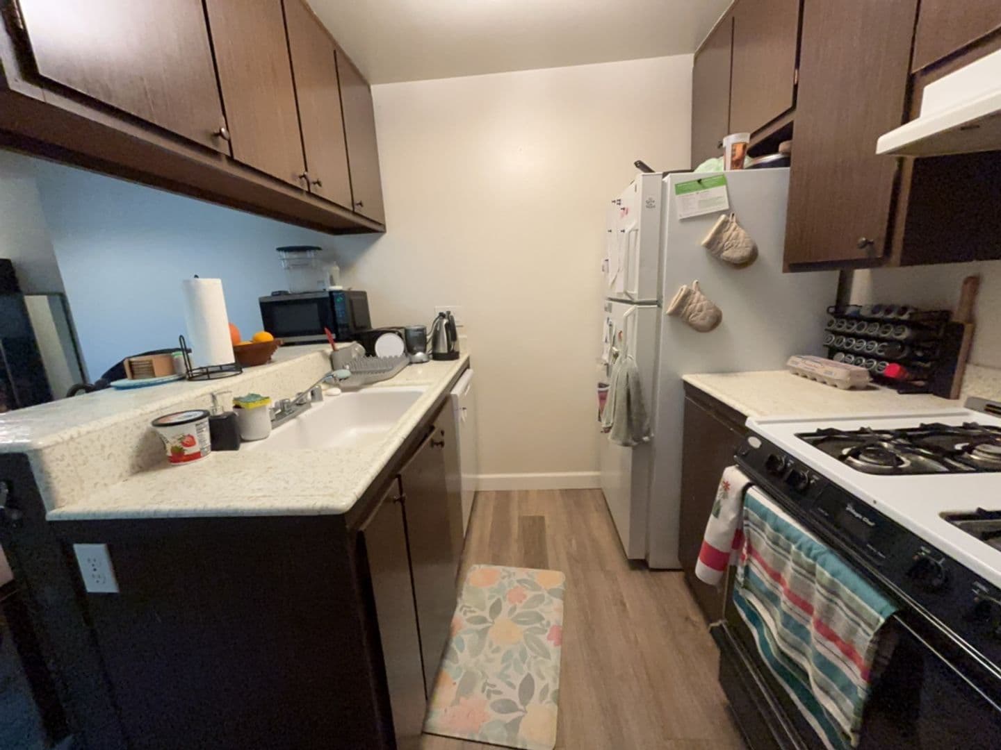 Davis House: 1712 Fremont Court #1