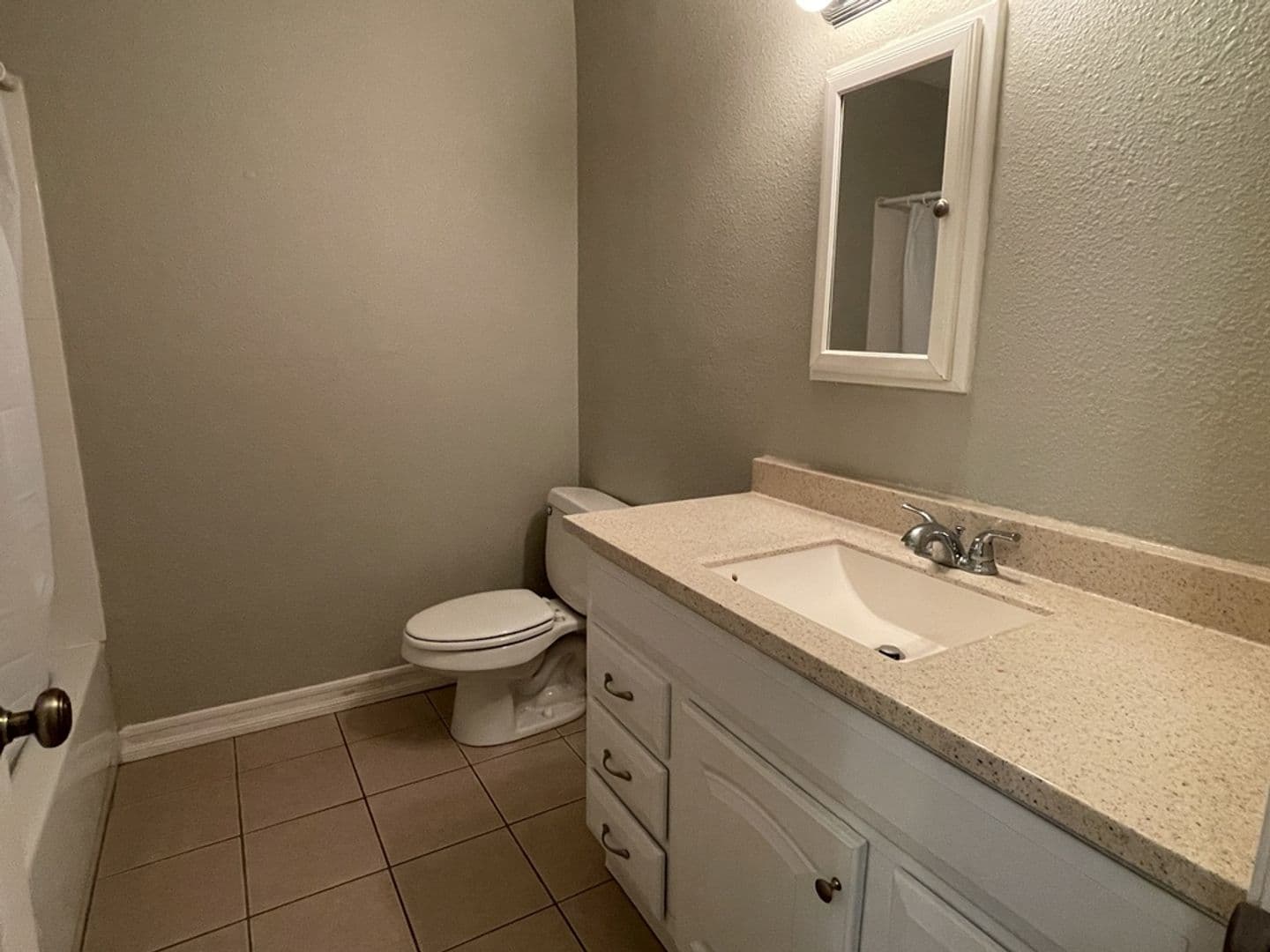 Davis Apartment: 835 F St- 618 Ninth St.