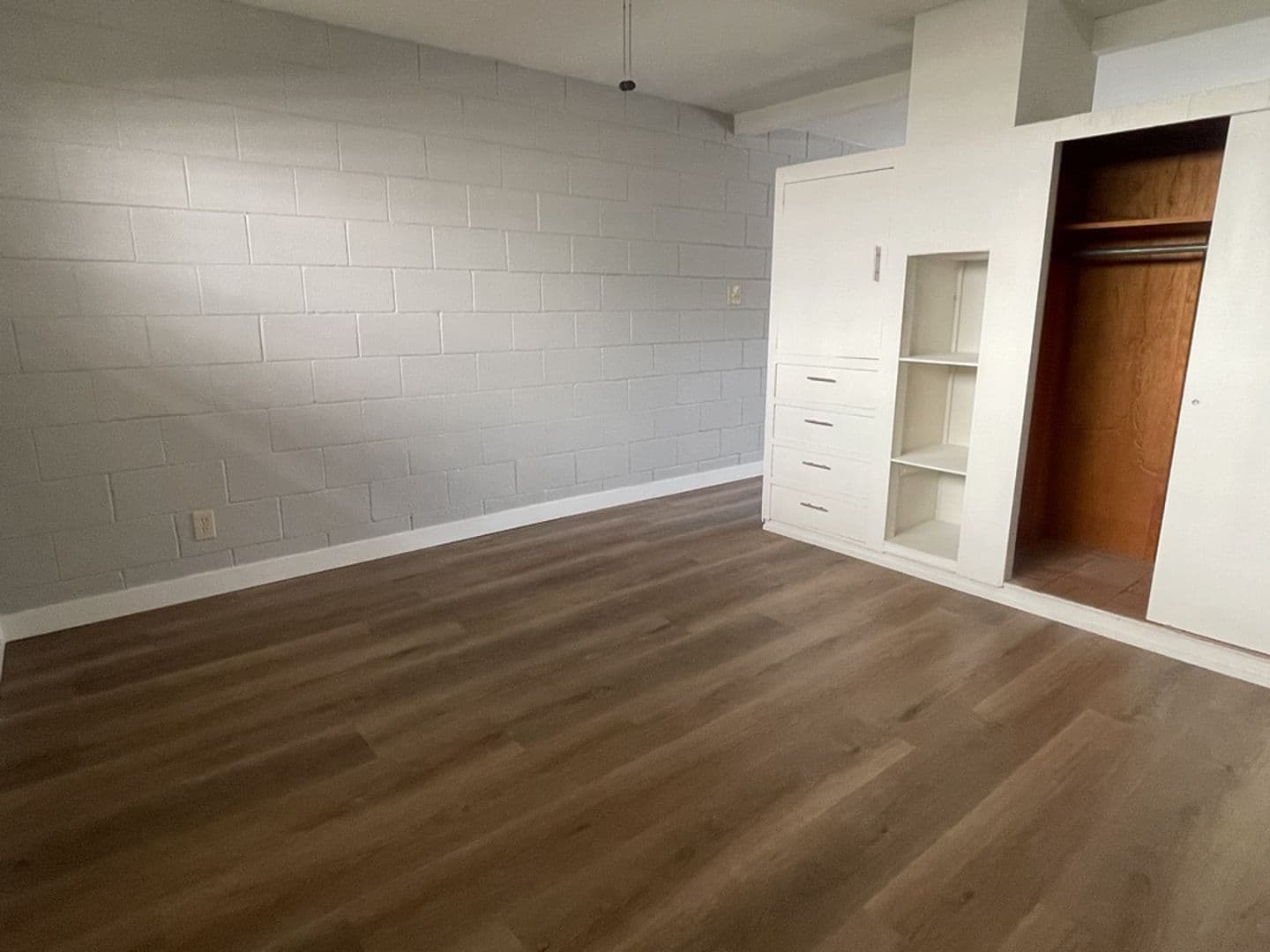 Davis Apartment: 828 D Street