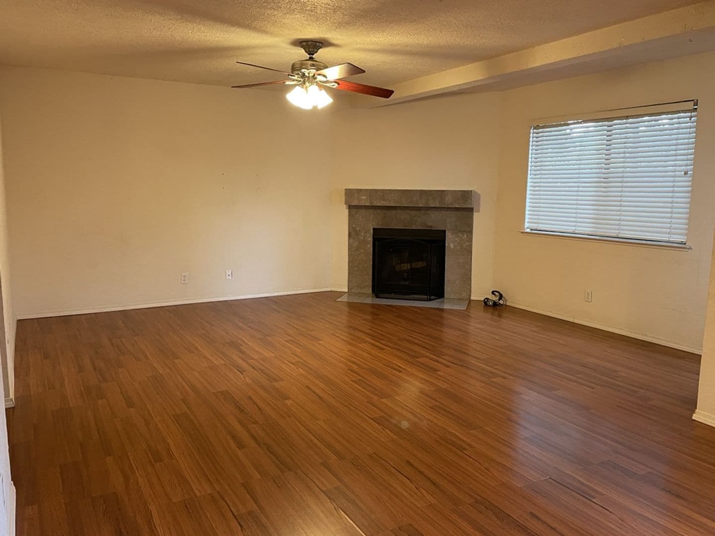 Davis House: 3401 Bermuda #27