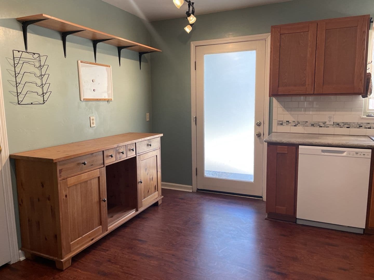 Woodland Apartment: 72 4th Street