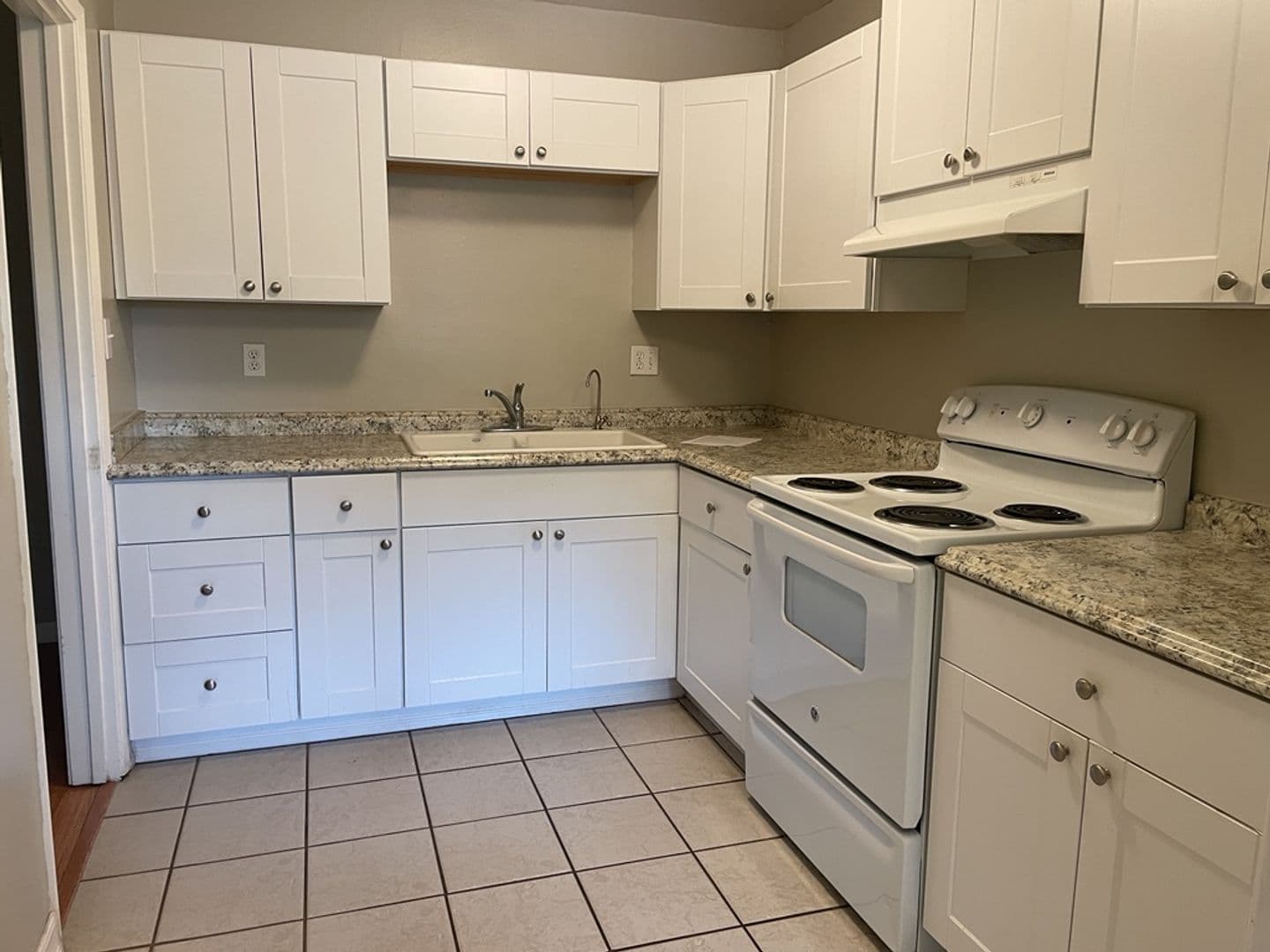 Davis Apartment: 835 F St- 618 Ninth St.