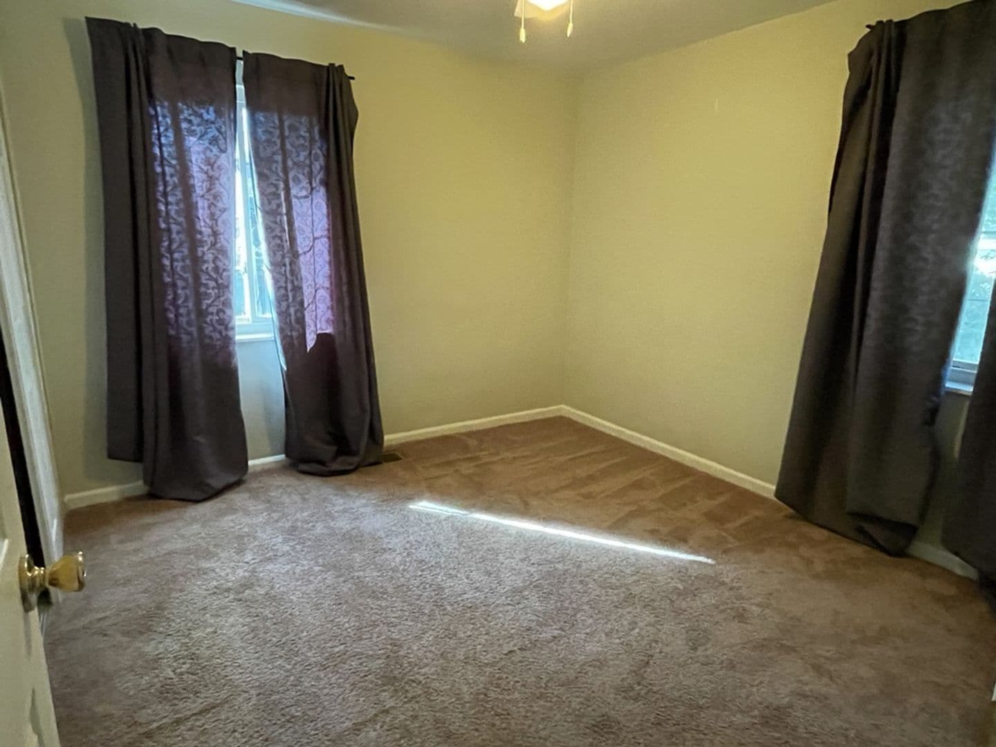 Woodland Apartment: 72 4th Street