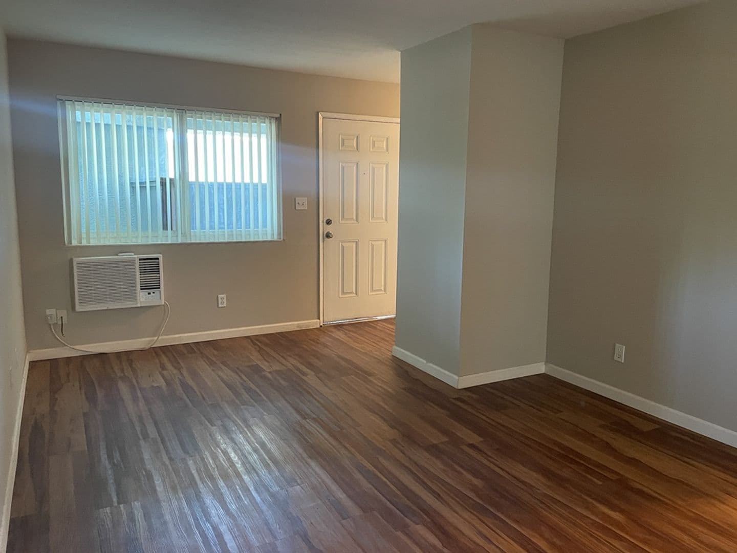 Davis Apartment: 835 F St- 618 Ninth St.