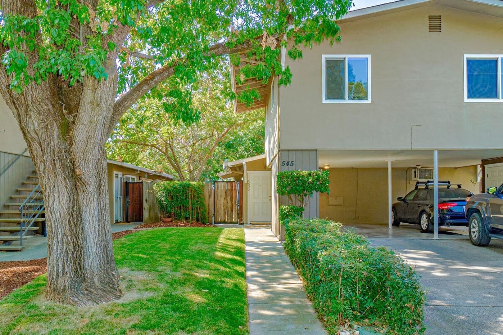 Davis Apartment: 543 545 547 I Street