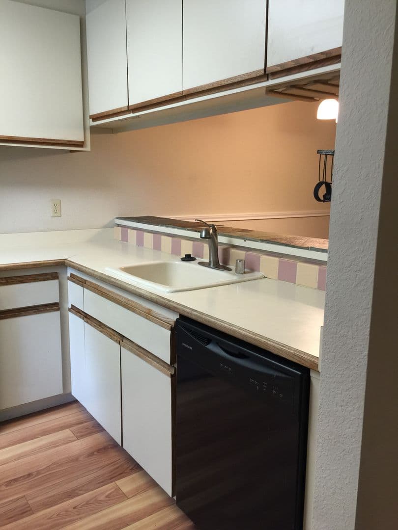 Davis Condo: 2128 Bueno Drive #24