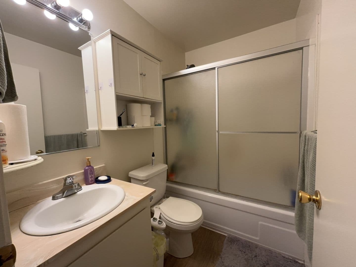 Davis House: 1712 Fremont Court #1