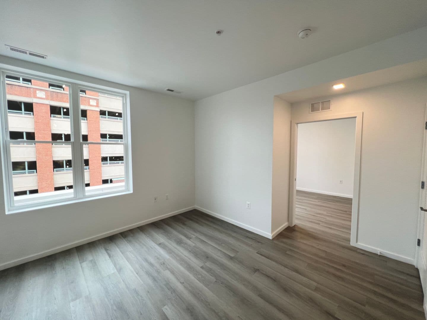 Baltimore Apartment: 725 W Pratt Street