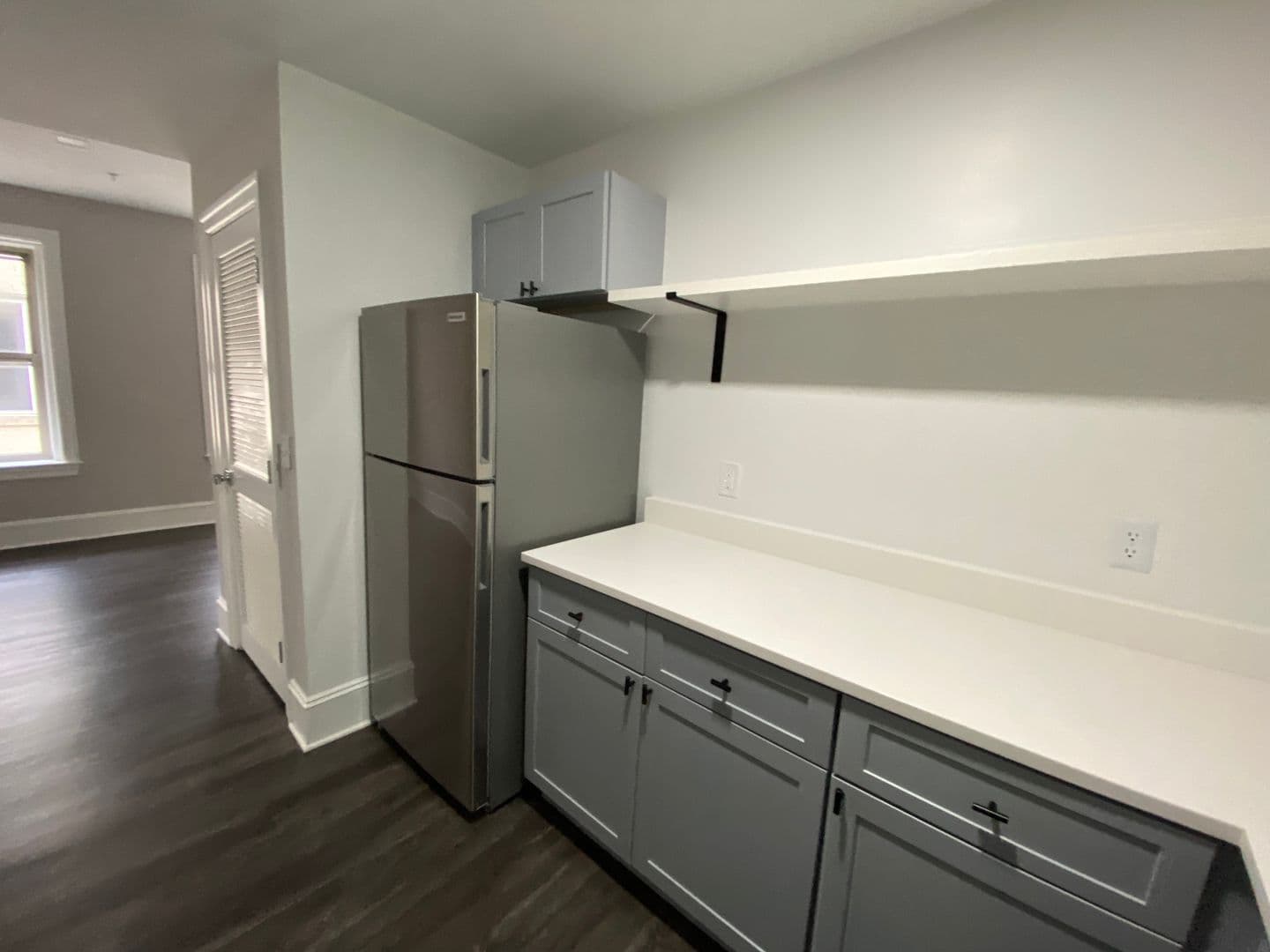 Baltimore Apartment: 306 W Franklin St