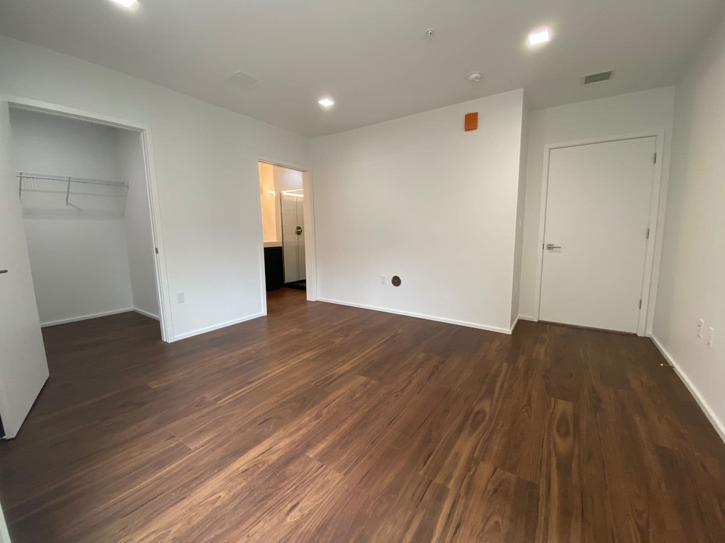 Baltimore Apartment: 9 E. Mt. Royal Avenue