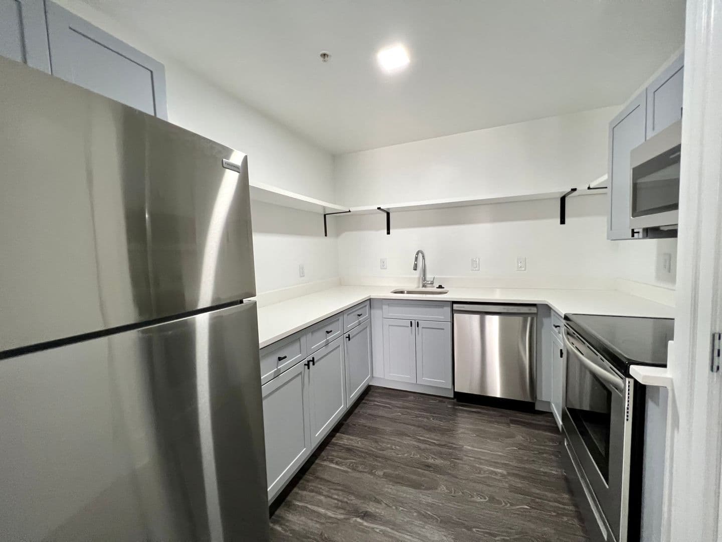 Baltimore Apartment: 306 W Franklin St