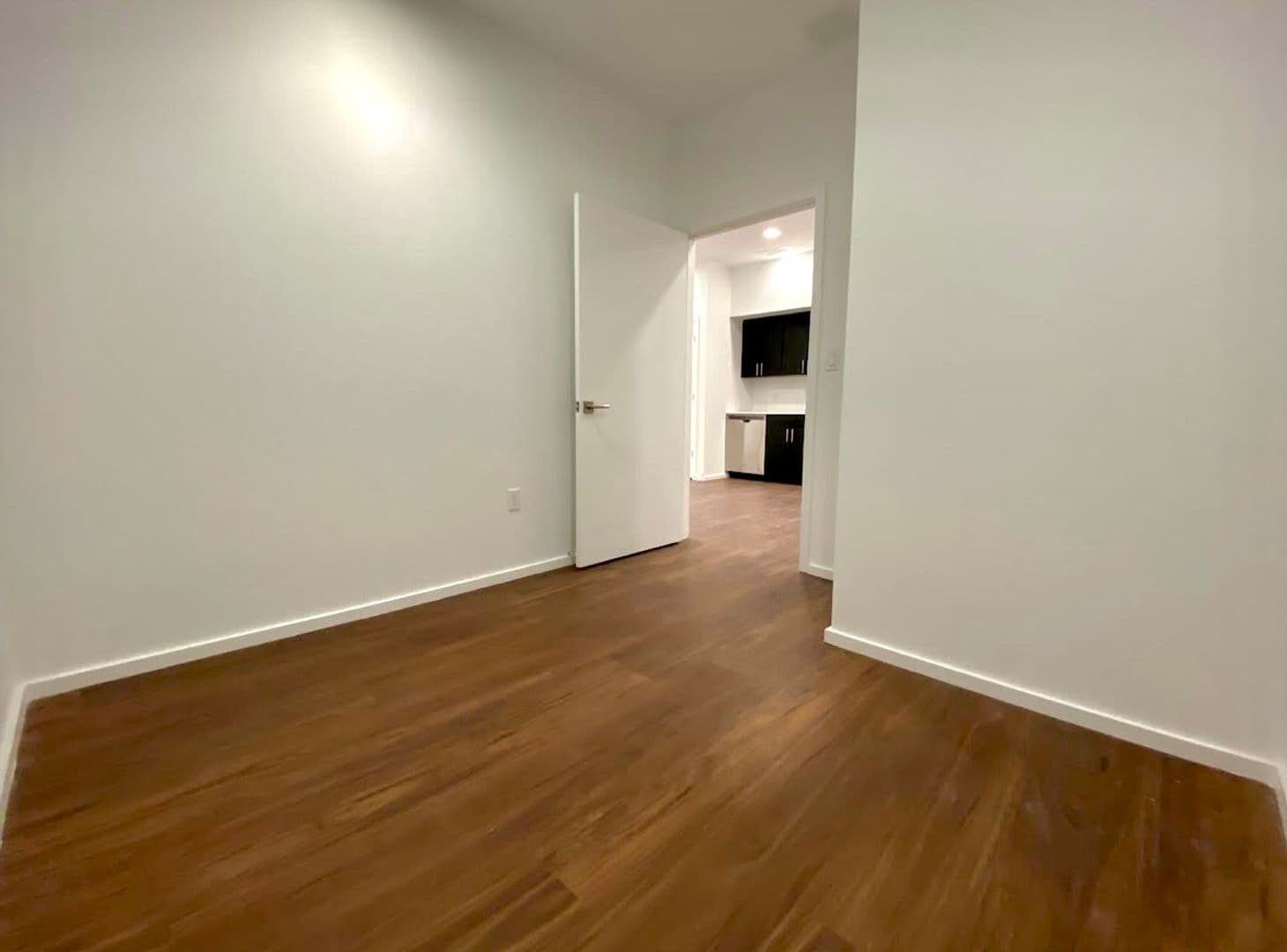 Baltimore Apartment: 9 E. Mt. Royal Avenue