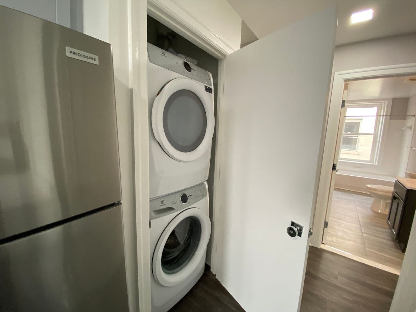 Baltimore Apartment: 306 W Franklin St