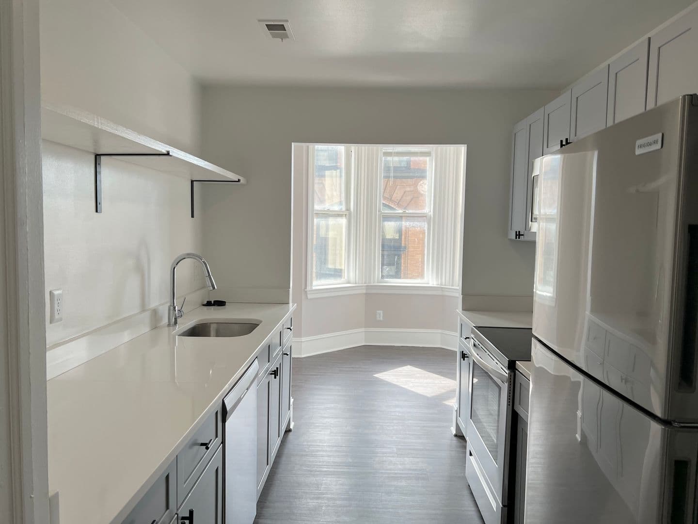 Baltimore Apartment: 306 W Franklin St