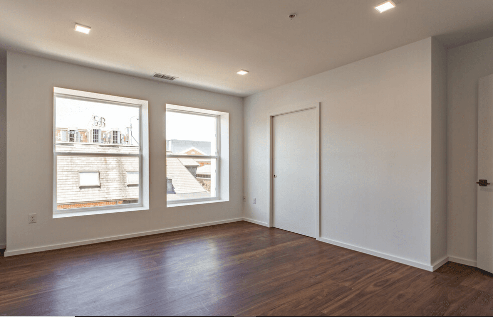 Baltimore Apartment: 9 E. Mt. Royal Avenue