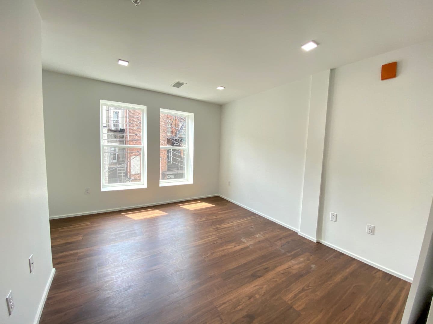 Baltimore Apartment: 9 E. Mt. Royal Avenue