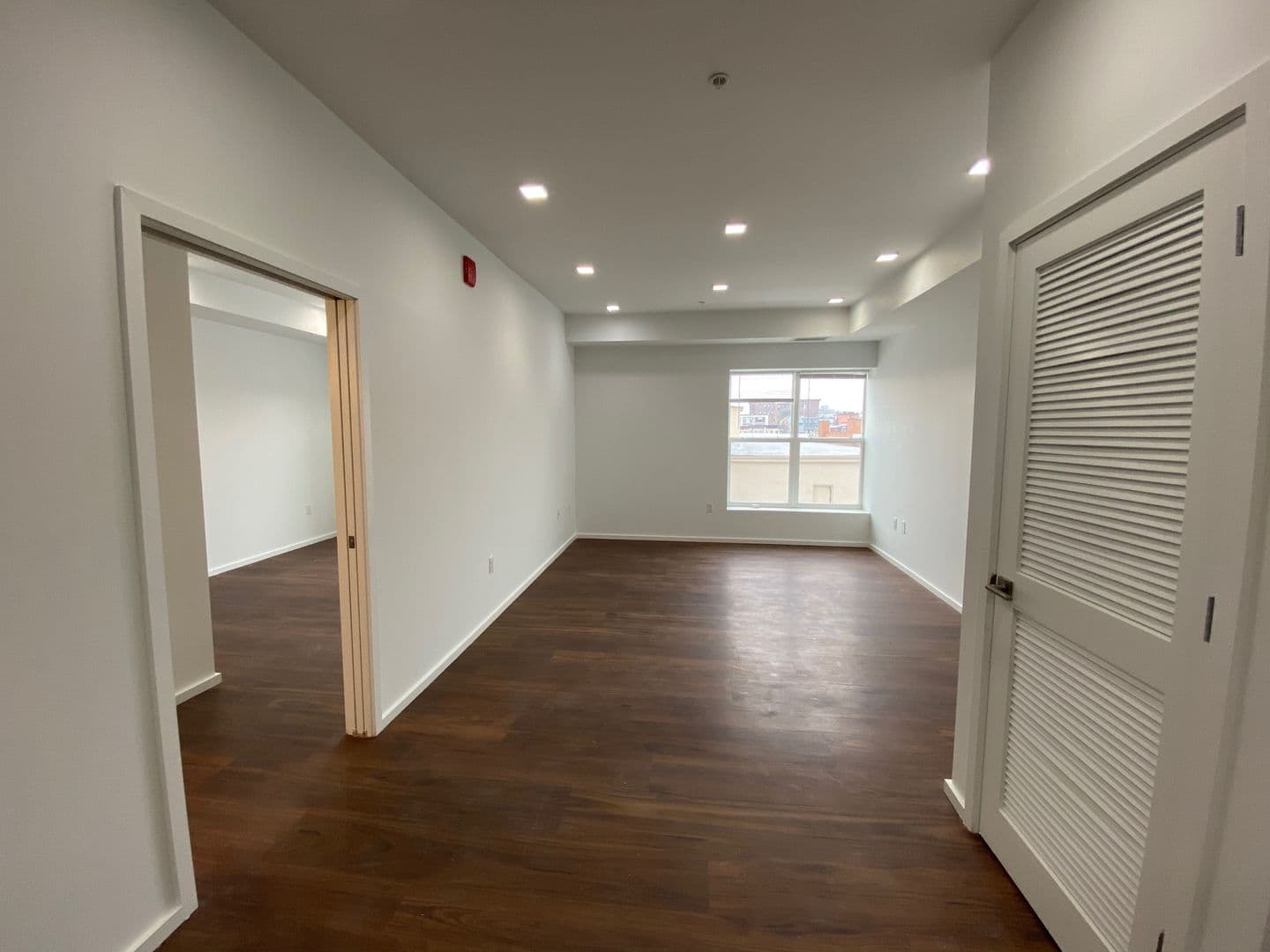 Baltimore Apartment: 9 E. Mt. Royal Avenue