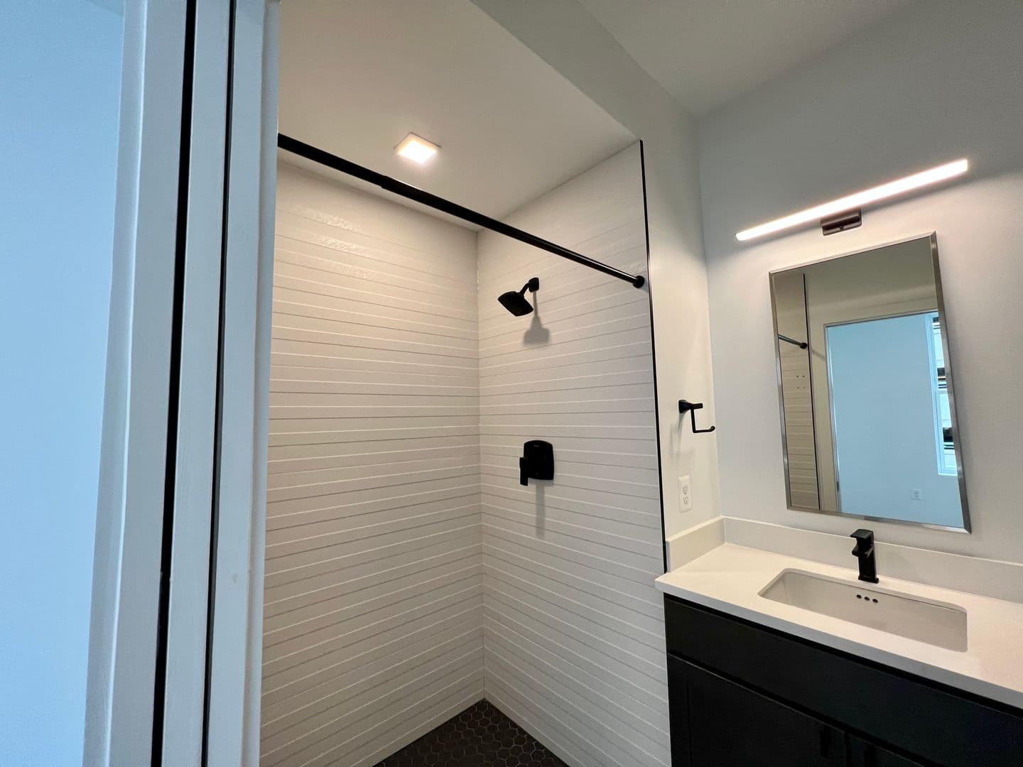 Baltimore Apartment: 725 W Pratt Street